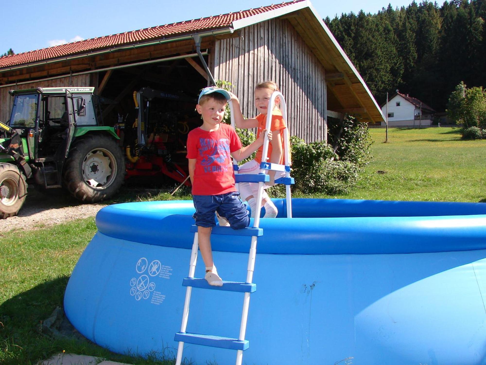 Flat On A Farm Near The Arber Ski Area นูเคอร์เคน ไบม์ ไฮลิเงน บลูท ภายนอก รูปภาพ