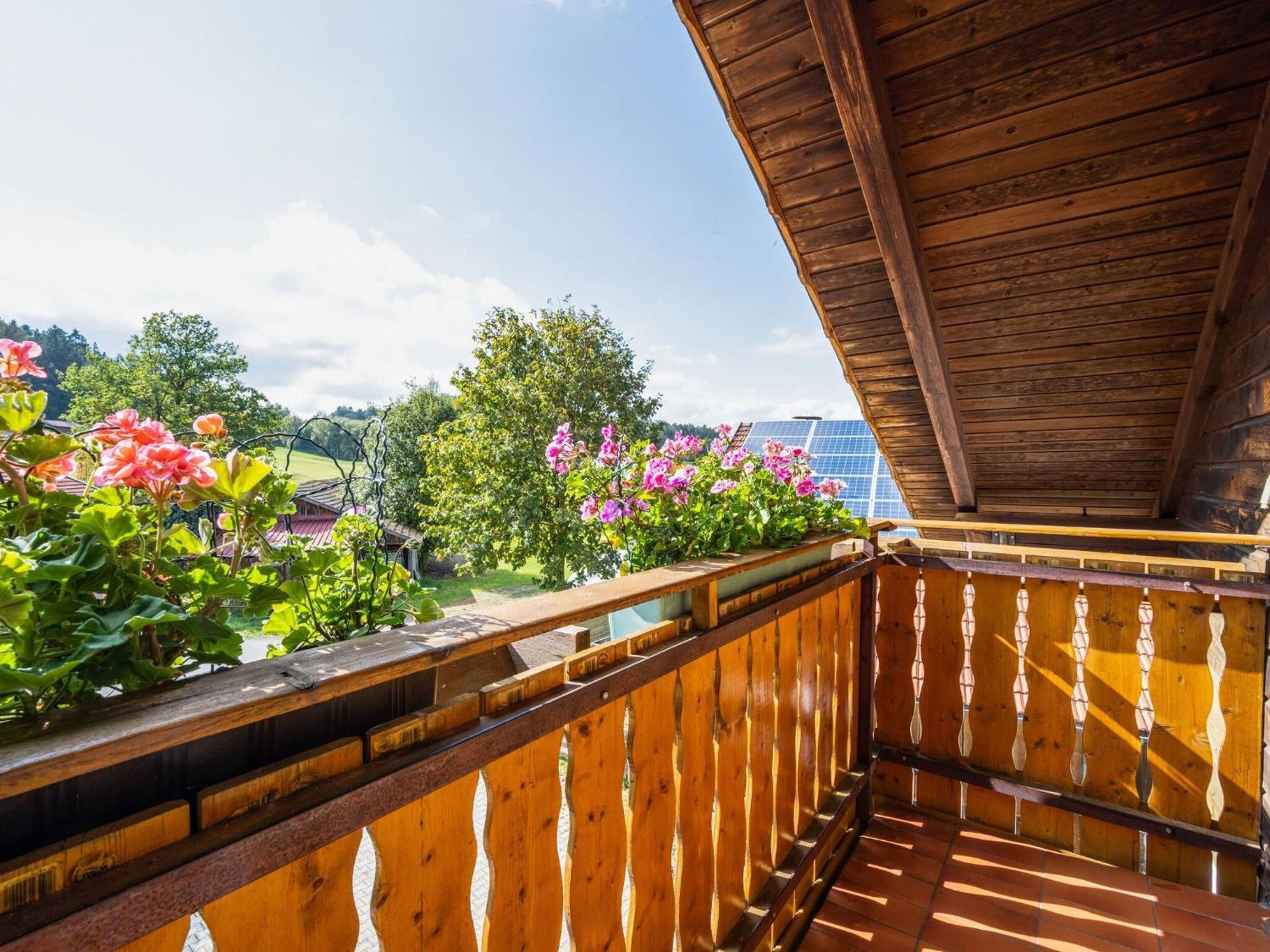 Flat On A Farm Near The Arber Ski Area นูเคอร์เคน ไบม์ ไฮลิเงน บลูท ภายนอก รูปภาพ