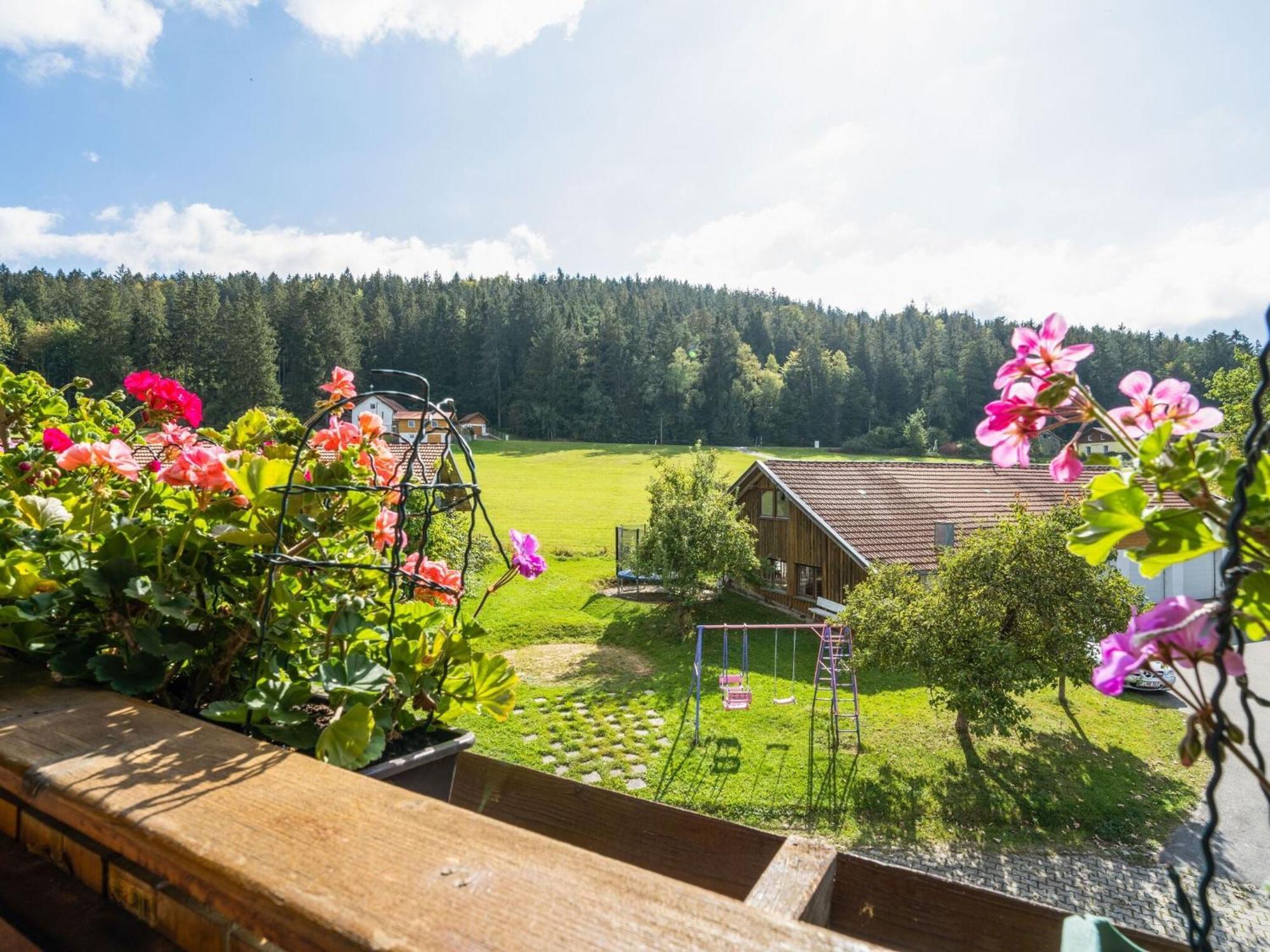Flat On A Farm Near The Arber Ski Area นูเคอร์เคน ไบม์ ไฮลิเงน บลูท ภายนอก รูปภาพ